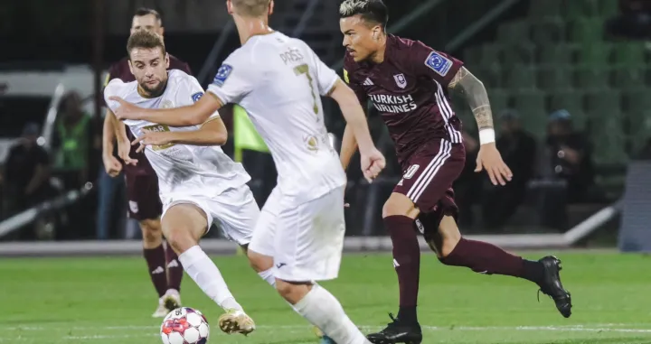 Sarajevo - VeležAdalberto PenarandaTarik ŠikaloOmar Pršeš 