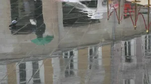 Kiša u Sarajevu, Sarajevo, ljetni pljusak, osvježenje, kišobrani/Damir Deljo/