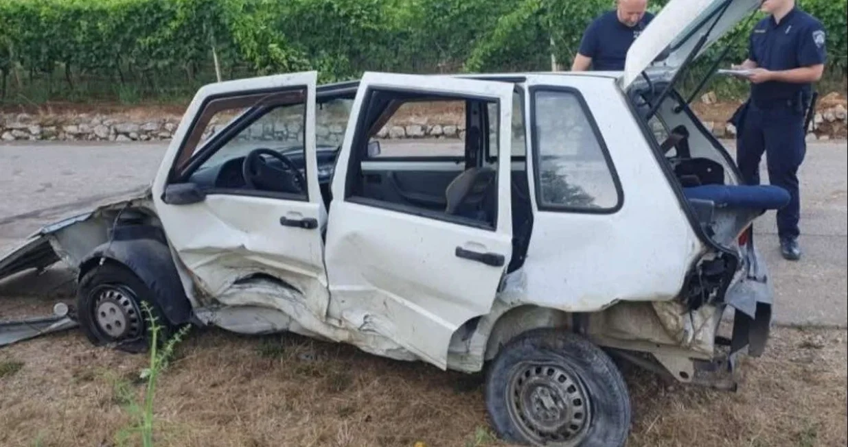 Uništeno vozilo/Dubrobački dnevnik//