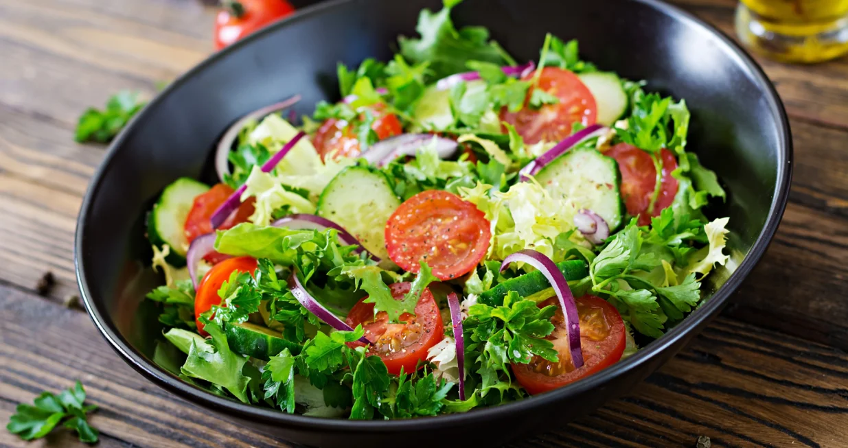 Zbog ove namirnice vaša salata nema dobar ukus/Free Pik