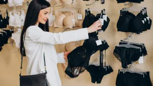 Idealni za tanke i prozirne ljetne kombinacije/Free Pik