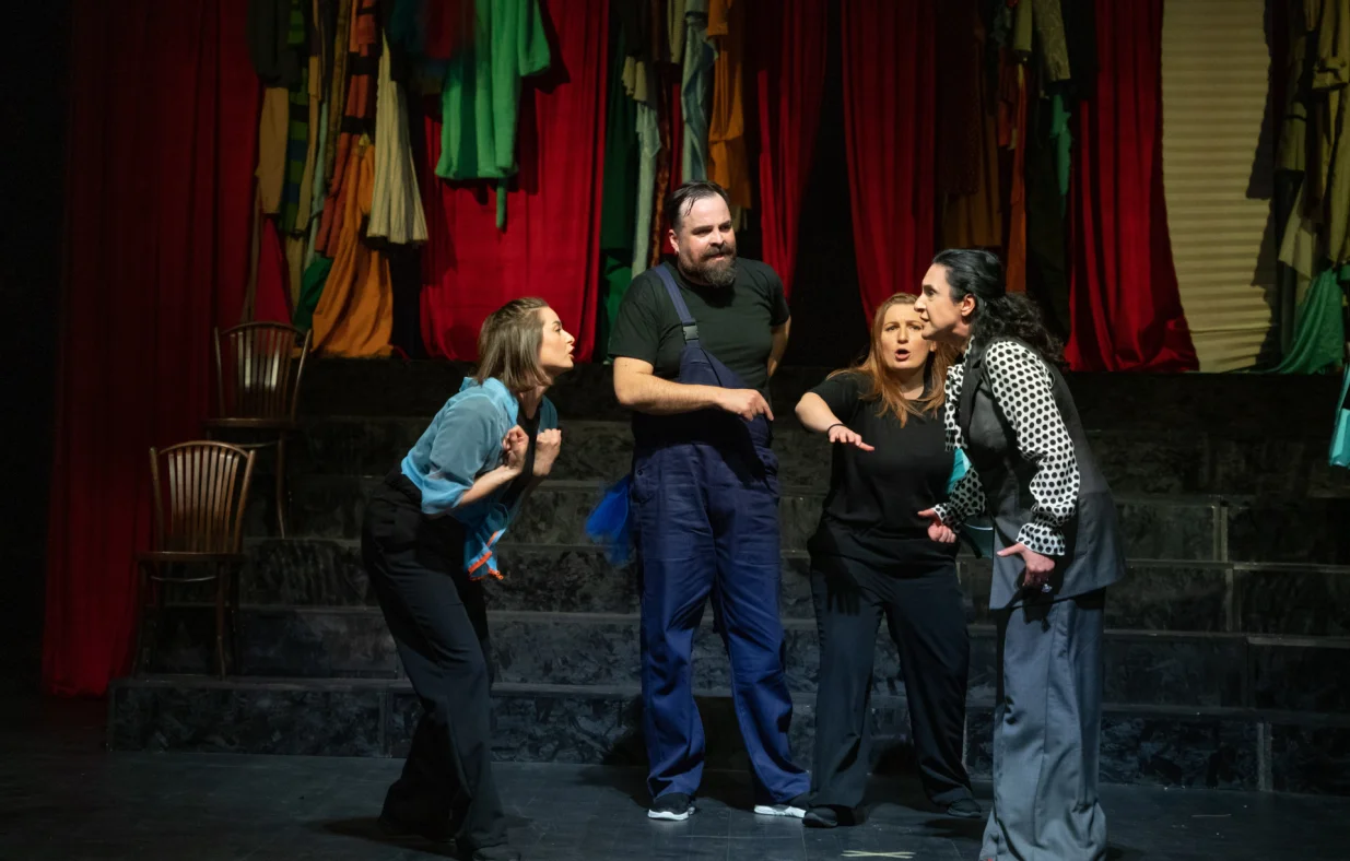 Iz predstave "Ovaj mali život"/