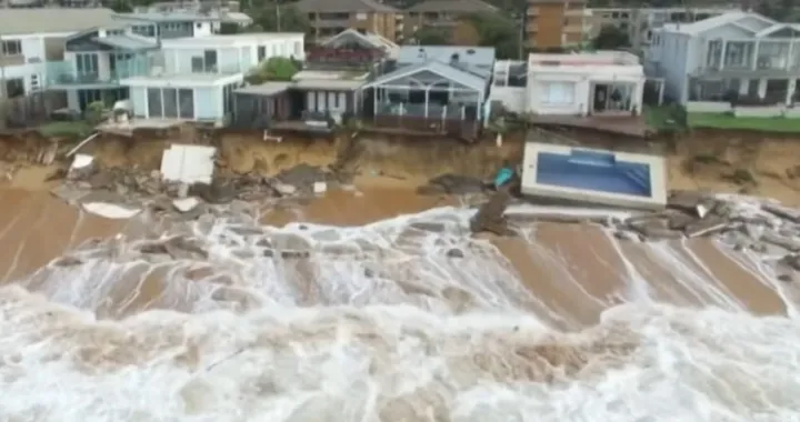 Ciklon pogodio Australiju/Printscreen/You Tube//