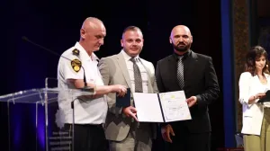 Dan policije u FBiH, svečanost, odlikovanje, Ramo Isak, Rusmir Isak i Vahidin Munjić/Fup