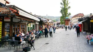 Bajramsko jutro, Kurban-bajram, Baščaršija, bajramska kafa, cvijeće/Damir Deljo