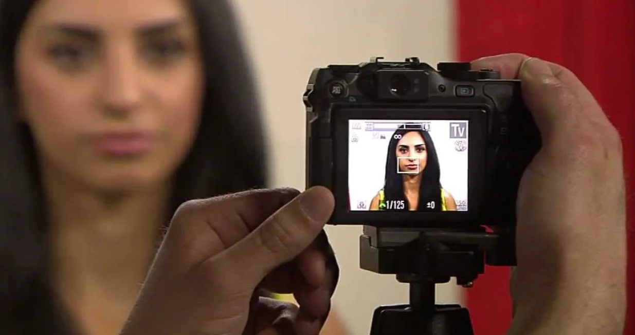 fotografisanje, slikanje, lični dokumenti, lična karta, pasiš/Techacute