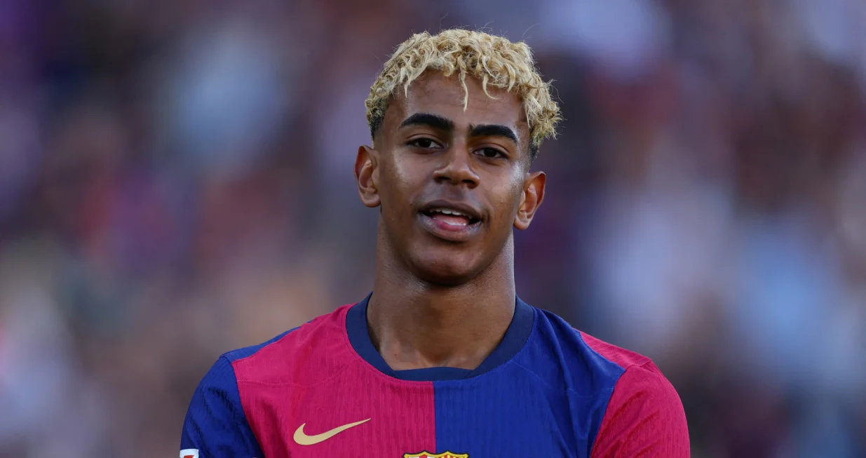 FILE PHOTO: Soccer Football - LaLiga - FC Barcelona v Villarreal - Estadi Olimpic Lluis Companys, Barcelona, Spain - May 18, 2025 FC Barcelona's Lamine Yamal celebrates scoring their first goal REUTERS/Albert Gea/File Photo
