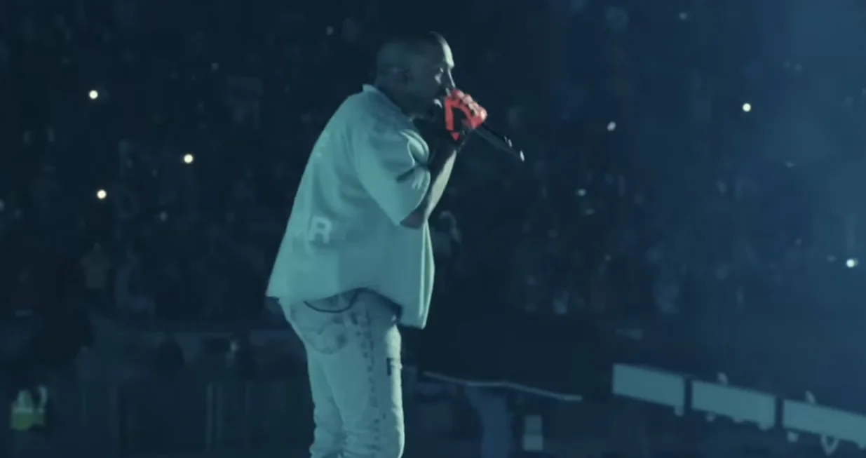 Kontroverzni Kanye West/Kanye West Live Performances