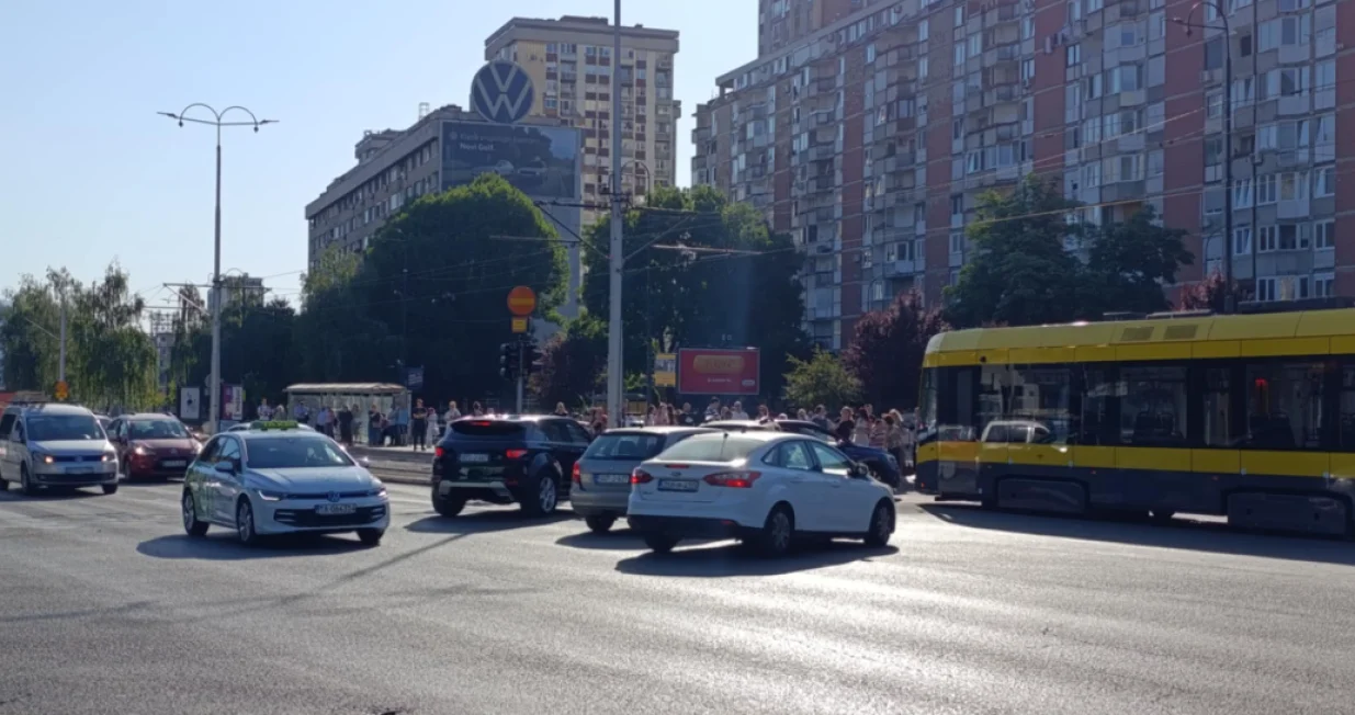 Tramvaj kvar, pofalići, raskrsnica blokada/