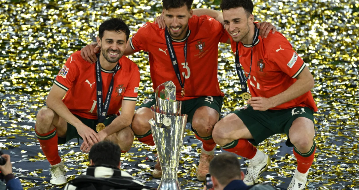 FOTO: REUTERS/Annegret Hilse