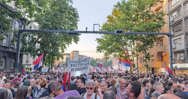 Protesti i blokade u srbiji/Facebook