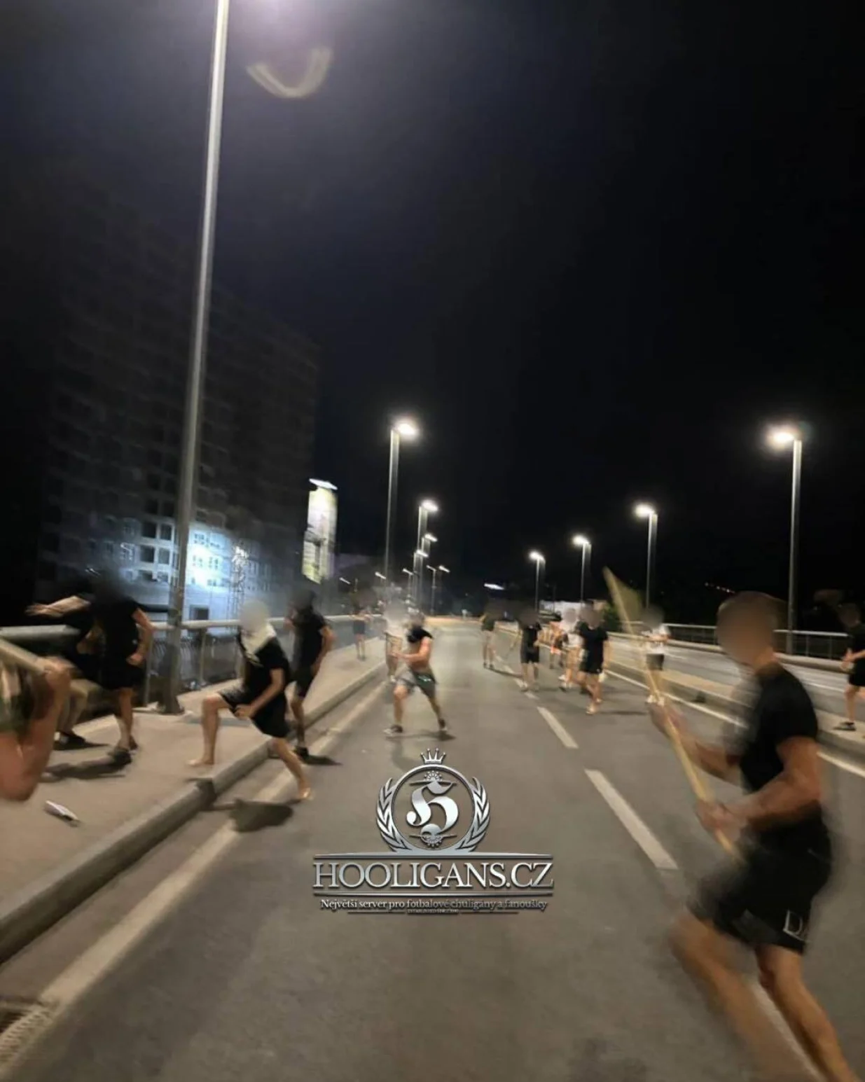 Sukob Red Armyja i Ultrasa (FOTO: Hooligans.cz)