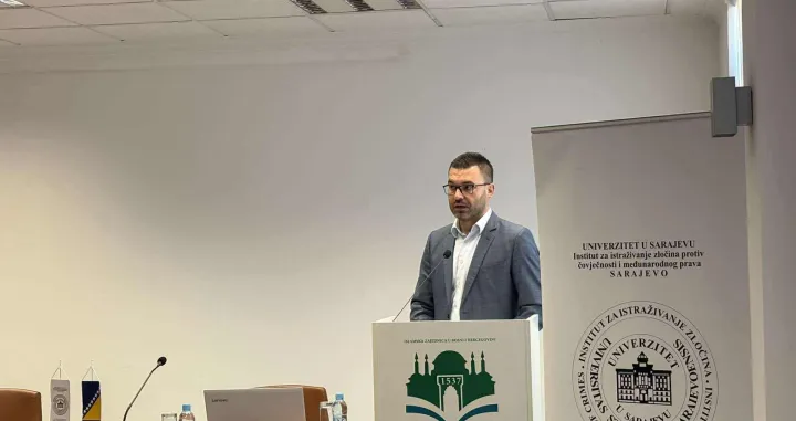 Naučni skup "Srebrenica - 30 godina od genocida: Kontinuitet zločina, negiranja i nestali" - Gazi Husrev-begova biblioteka/Nedim Fetahović