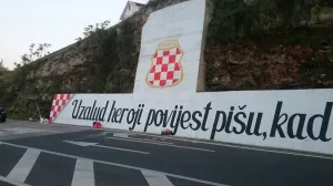grafit, Uzalud heroji historiju pišu, kad nađu se oni što istinu brišu, Herceg-Bosna/Hercegovina.info