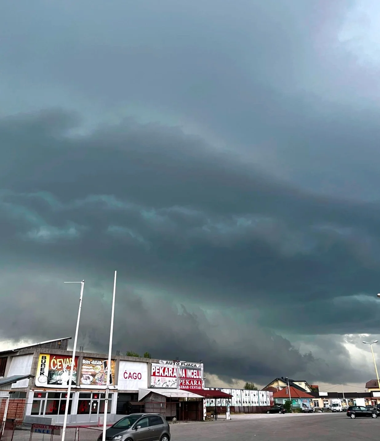Oblaci u Cazinu, dolazak nevremena, osvježenje, vremenska prognoza/Bh Meteo