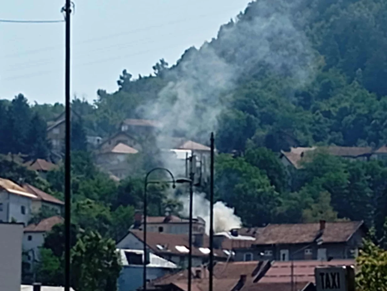 Gust dim na Gornjim Kovačićima/Oslobođenje/