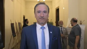 Ljekar koji je preživio genocid u Srebrenici Ilijaz Pilav: Nakon hiljada "nikad više", danas se dešava Gaza/Mehmet Futsi