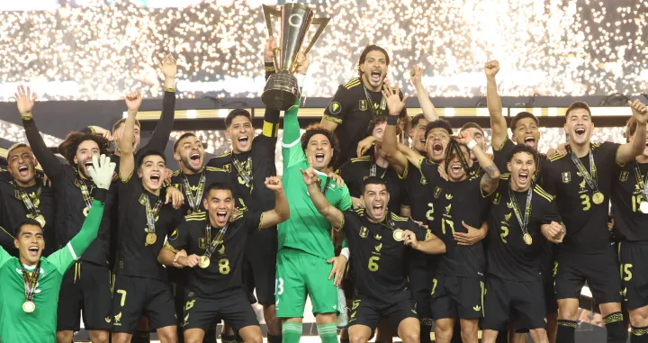 Jul 6, 2025; Houston, Texas, USA; Mexico players celebrate after defeating United States during the 2025 Gold Cup Final at NRG Stadium. Mandatory Credit: Troy Taormina-Imagn Images