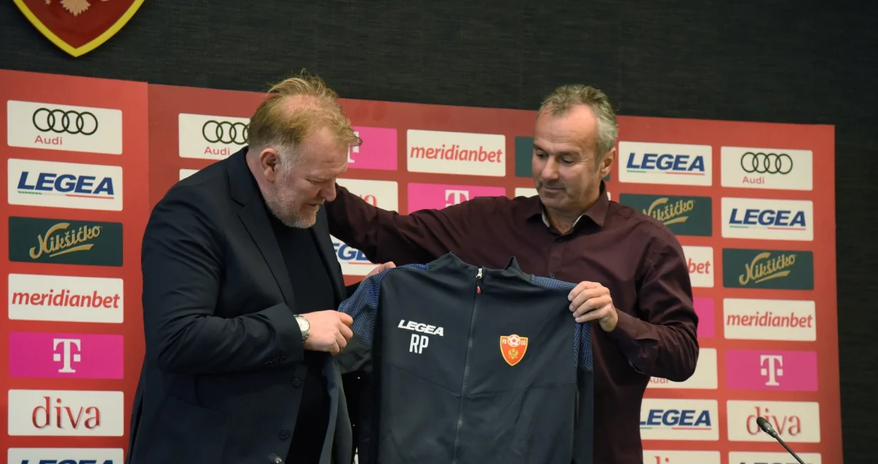 04, February, 2024, Podgorica - After signing the contract, Robert Prosinecki was presented at a media conference in the House of Football as the new selector of the national football team of Montenegro. Robert Procineck, Dejan Savicevic. Photo: R.R./ATAImages04, februar, 2024, Podgorica - Robert Prosinecki je nakon potpisivanja ugovora, predstavljen na konferenciji za medije u Kuci fudbala kao novi selektor fudbalske reprezentacije Crne Gore. Photo: R.R./ATAImages Photo: R.R./ATAImages/PIXSELL