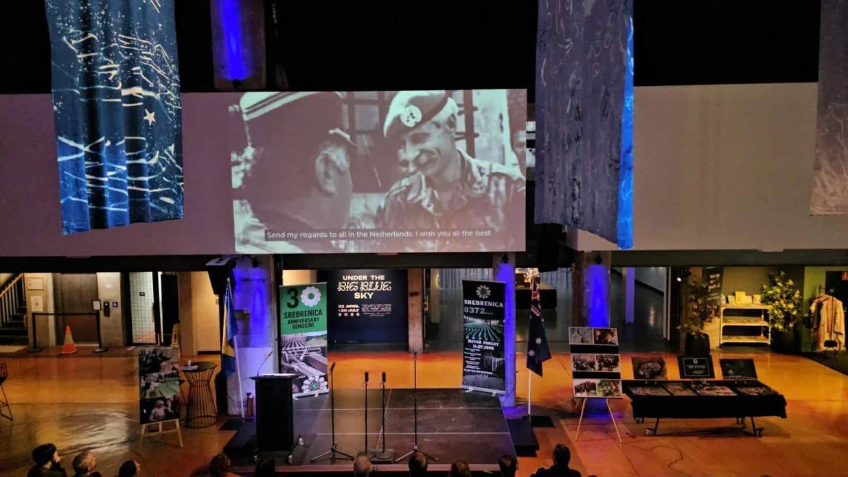 U organizaciji bosanskohercegovačke zajednice NSW i u partnerstvu s Gradskim vijećem Liverpoola, u Casula Powerhouse Arts Centru u Sydneyu održan je komemorativni program povodom 30. godišnjice genocida u Srebrenici//
