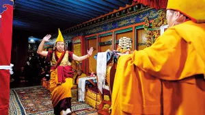 TIBETANSKE PJEŠČANE MANDALE: Umjetnost, duhovnost i ljepota nestalnosti. Ova zamršena, umjetnička djela imaju duboku simboliku i nude jedinstven uvid u budističku duhovnost i filozofiju./