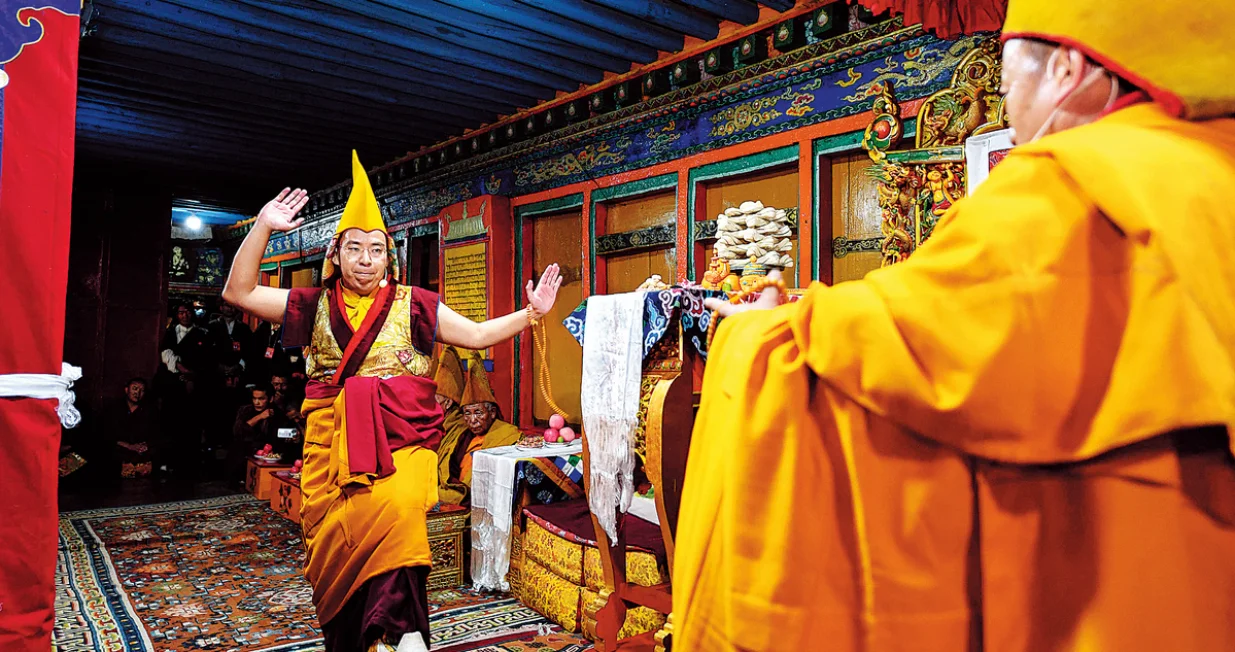 TIBETANSKE PJEŠČANE MANDALE: Umjetnost, duhovnost i ljepota nestalnosti. Ova zamršena, umjetnička djela imaju duboku simboliku i nude jedinstven uvid u budističku duhovnost i filozofiju./