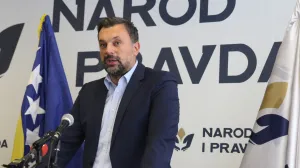 Narod i pravda pres/Senad Gubelić