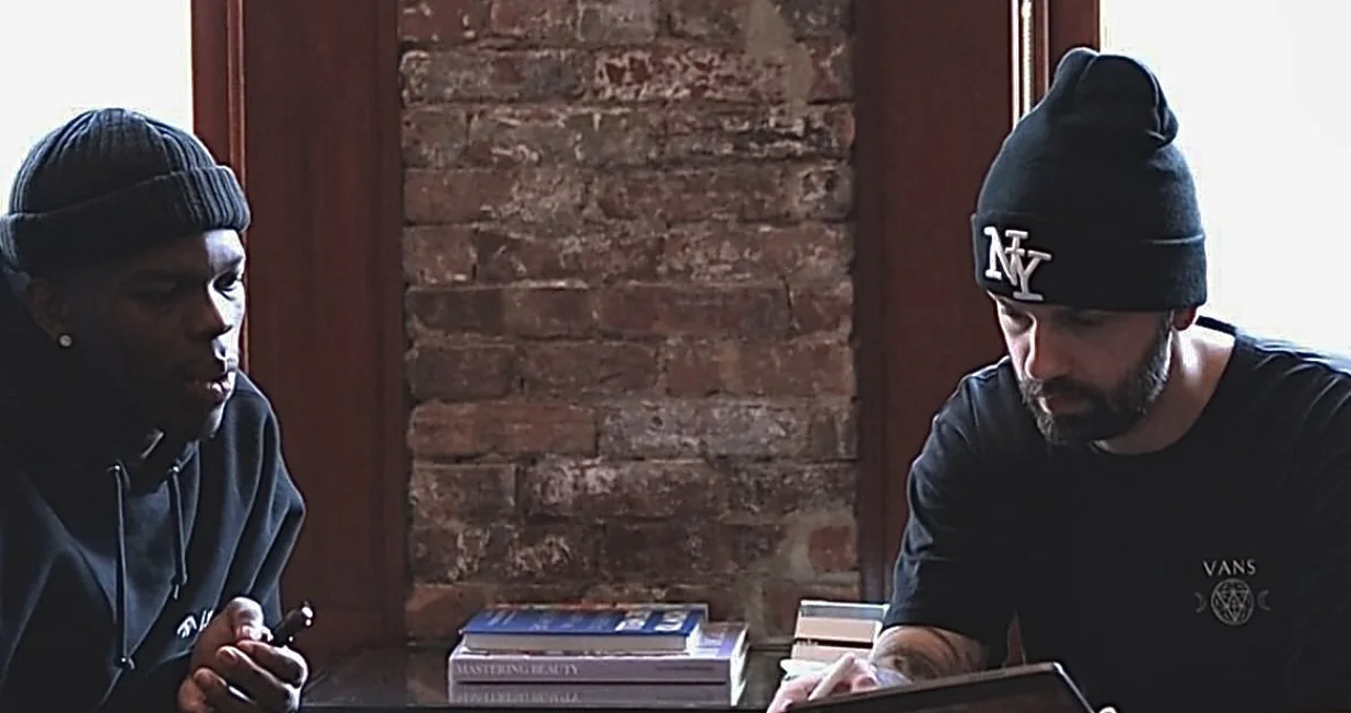 Pavlović sa NBA igračem Dennisom Schroderom/