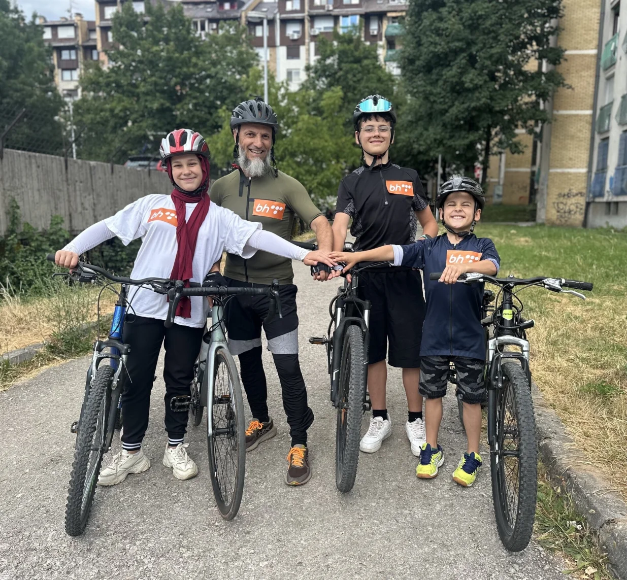 Porodica Muradbašić ponovo na putu za Srebrenicu/