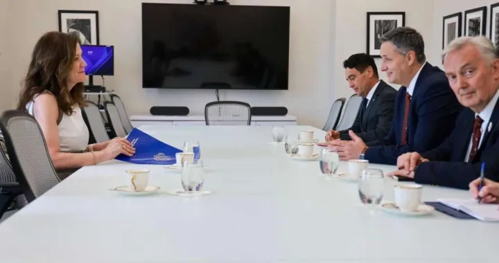 	Bećirović razgovarao sa Sheaom - Strateško opredjeljenje BiH jačanje svestranih veza sa SAD-om/Kabinet člana Predsjedništva Bih Denisa Bećirovića