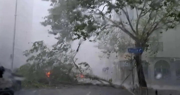 split nevrijeme Facebook/Facebook