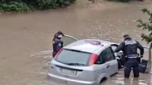 Spašavanje starijeg para iz poplavljenog automobila/N1 Slovenija