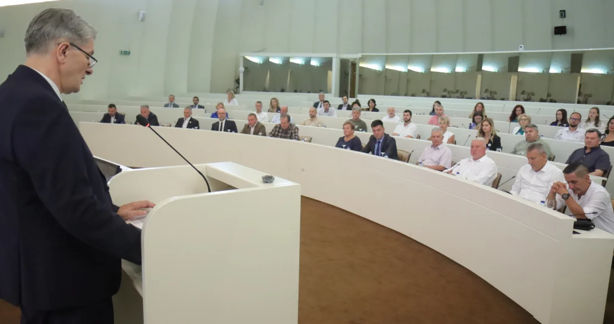 Okrugli sto pod nazivom "Promemorija 30. godišnjice genocida u Srebrenici"/Senad Gubelić