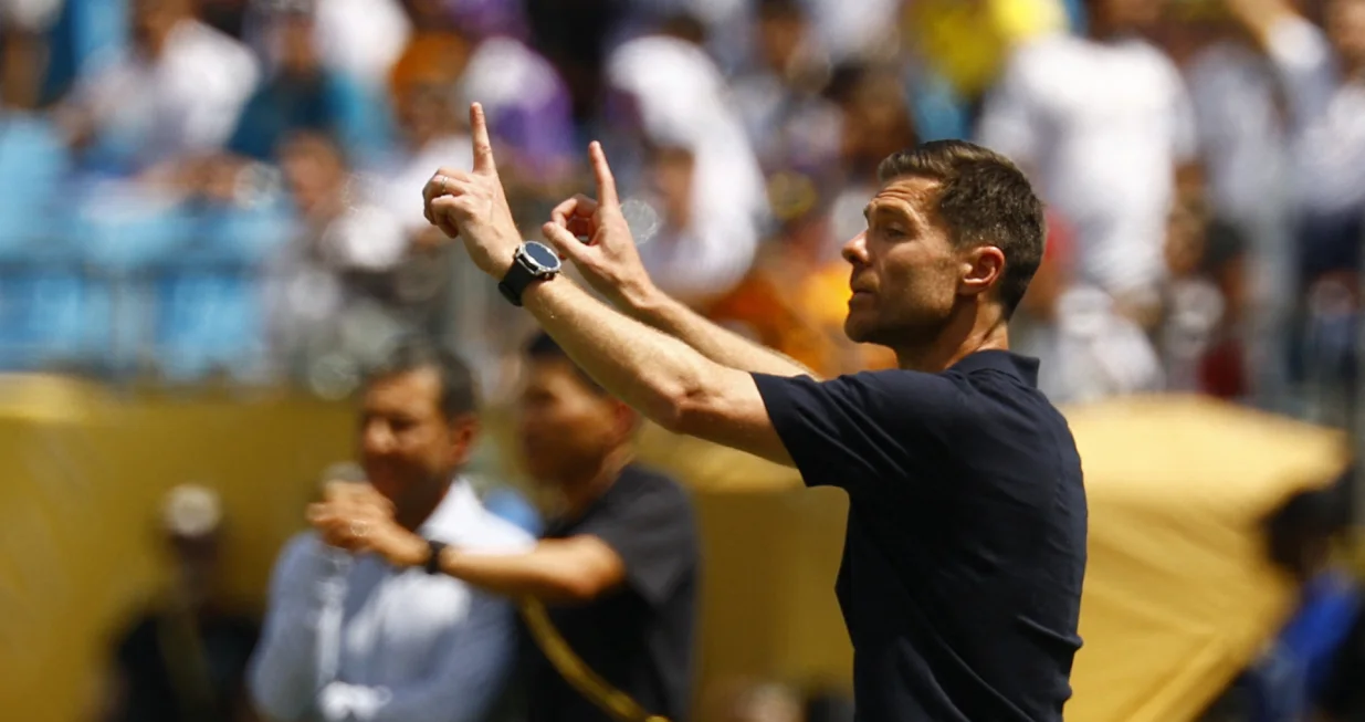 Soccer Football - FIFA Club World Cup - Group H - Real Madrid v Pachuca - Bank of America Stadium, Charlotte, North Carolina, U.S. - June 22, 2025 Real Madrid coach Xabi Alonso REUTERS/Susana Vera