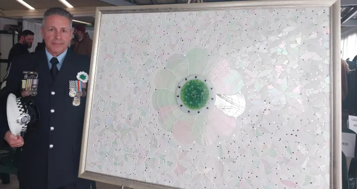 U organizaciji asocijacije "Djeca Srebrenice" u Australijsko-bosanskom islamskom centru Deer Park, na zapadu Melbournea, priređen je potresan komemorativni skup s kojeg je poslana snažna poruka mira//