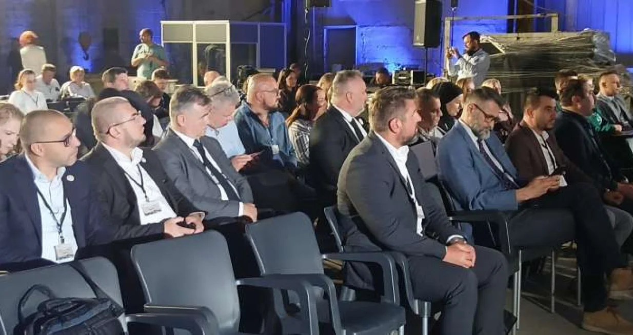 Sa konferencije otvorene u MC Srebrenica/