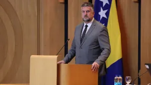 Nenad Vuković/Fena/