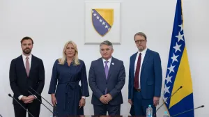 Brendan Hanrahan sa članovima Predsjednuštva BiH/Predsjedništvo BiH/