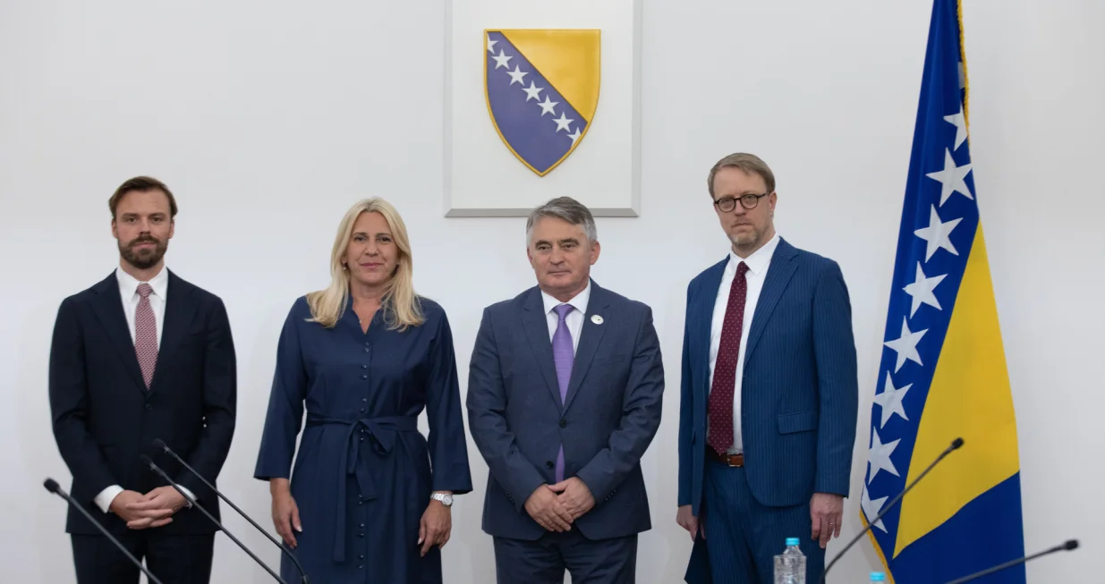 Brendan Hanrahan sa članovima Predsjednuštva BiH/Predsjedništvo BiH/