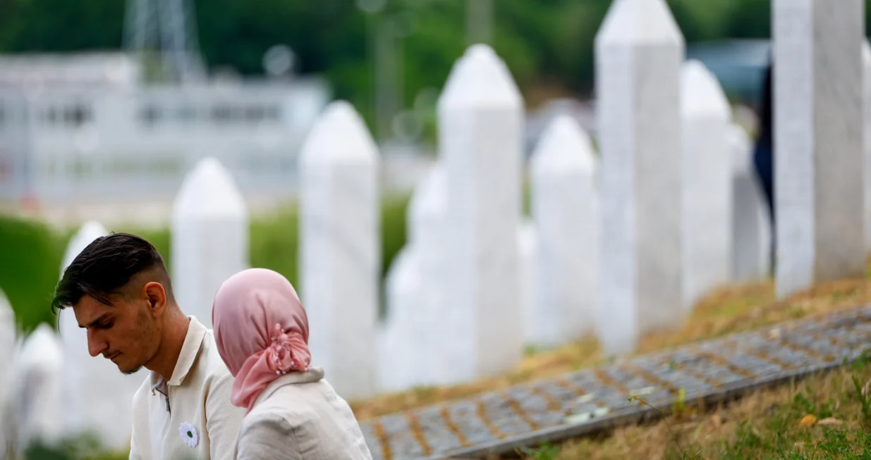 MC Srebrenica Potočari dan prije kolektivne dženaze/Damir Deljo
