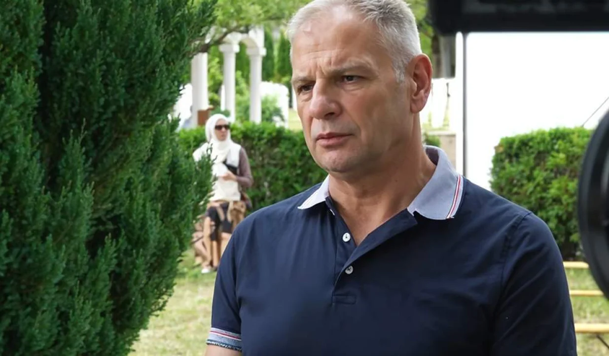 Raif Hodžić; U Biljanima kod Ključa jučer je obilježena 33. godišnica jednog od najstrašnijih zločina počinjenih nad bošnjačkim civilima tokom agresije na Bosnu i Hercegovinu. Naime, 10. jula 1992. godine su srpske snage na brutalan način ubile 258 mještana, muškaraca, žena i djece, kao i starih osoba//