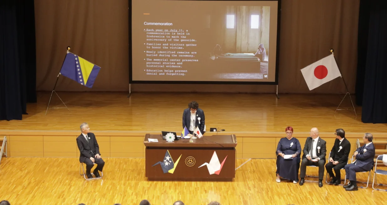 Komemoracija povodom 30. godišnjice genocida u Srebrenici održana je danas u Tokiju//