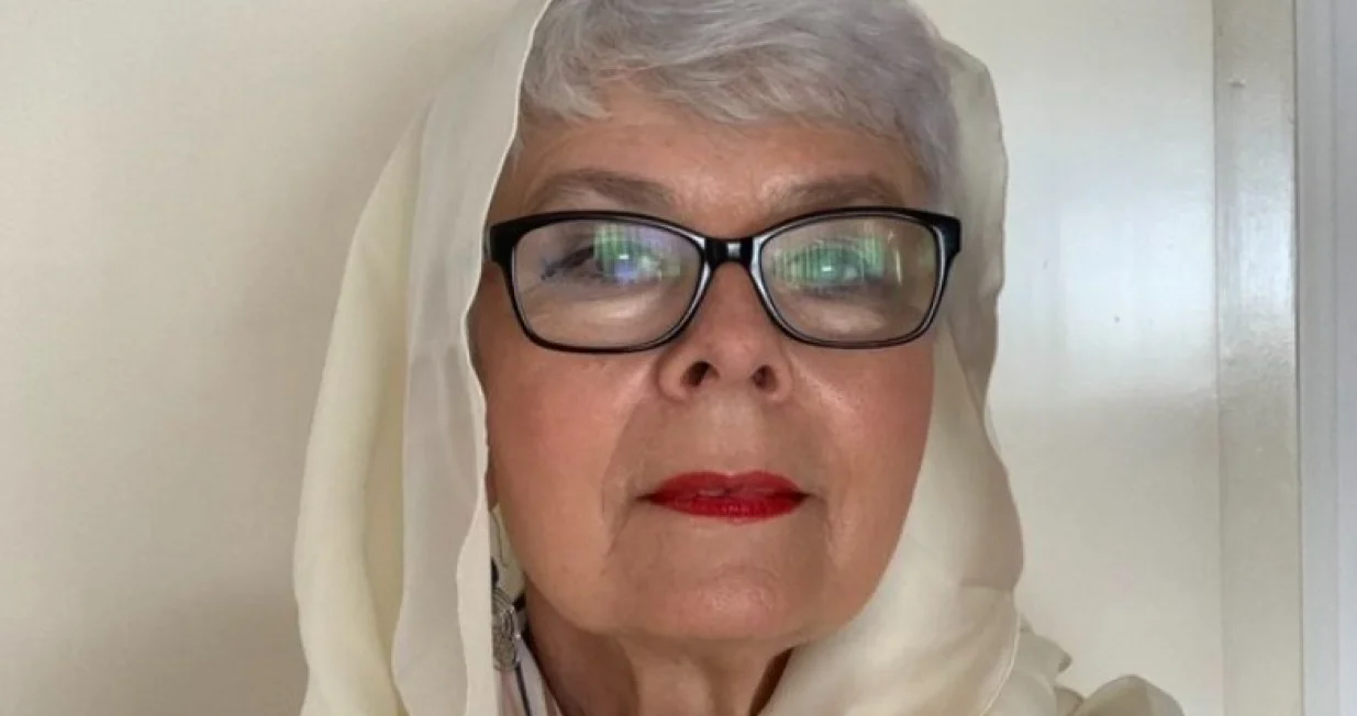 Jadranka Kosor pokrivena maramom/Twitter/