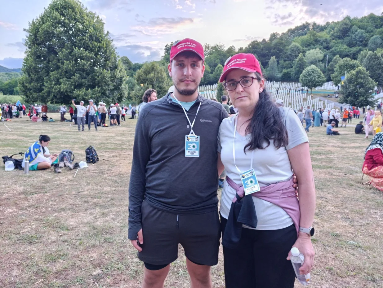 Mirsada Vejzović sa sinom/