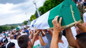 Potoćari kolektivna dženaza 30 godina/Damir Deljo