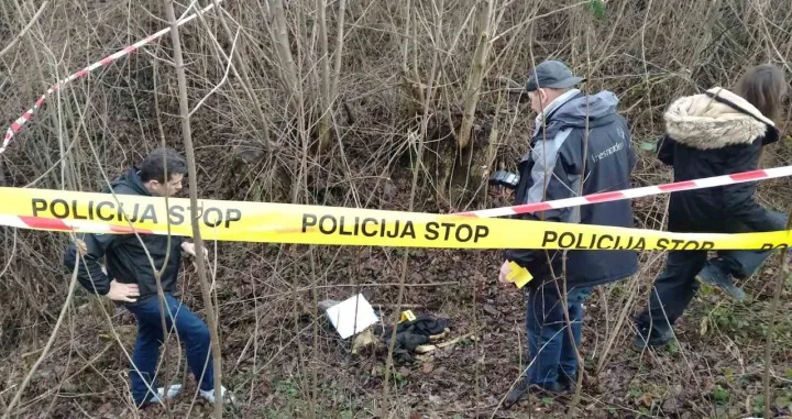 ekshumacija zrak sarajevo.jpg/�