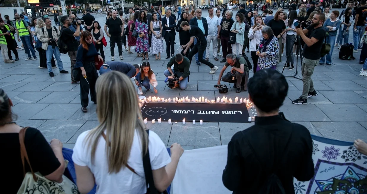 Beograd, paljenje svijeća, nevladine organizacije, 30. godišnjica genocida u Srebrenici, obilježena 30. godišnjica genocida, Srebrenica, genocid/Anadolija