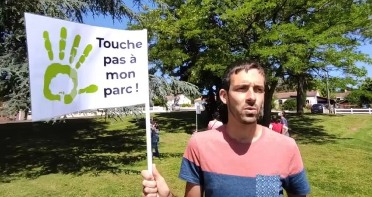 Pierre-Alain Cottineau/Društvene mreže//