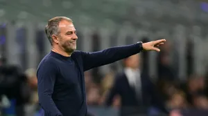 FILE PHOTO: Soccer Football - Champions League - Semi Final - Second Leg - Inter Milan v FC Barcelona - San Siro, Milan, Italy - May 6, 2025 FC Barcelona coach Hansi Flick REUTERS/Daniele Mascolo/File Photo