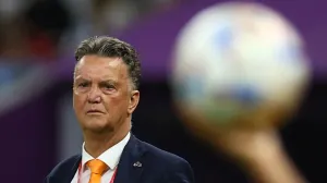 Louis van Gaal (FOTO: REUTERS/Kai Pfaffenbach/File Photo)